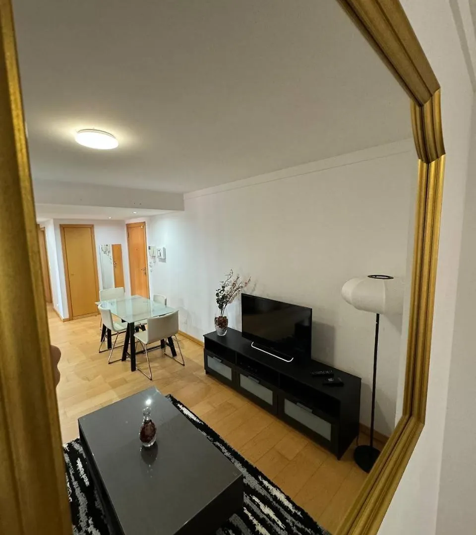 Apartament Charmoso Mirante Lizbona 0*,